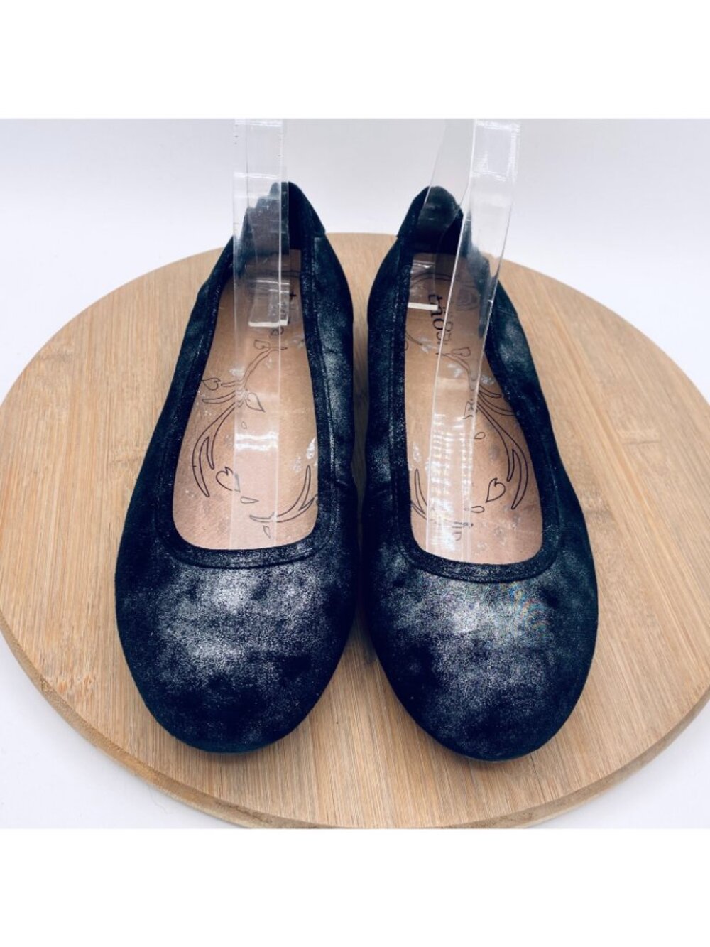 Taos Shoes Womens 8 Black Leather Tie Dye Comfort Ballet Flats - Picture 2 of 11